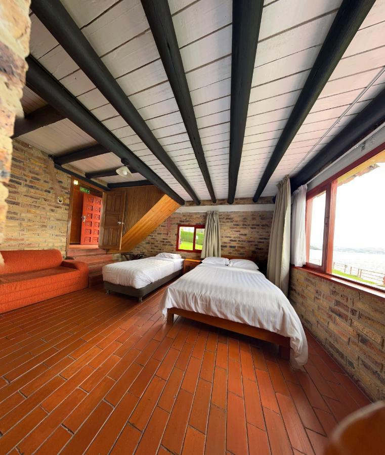 Hotel Refugio Santa Ines Aquitania Exterior photo