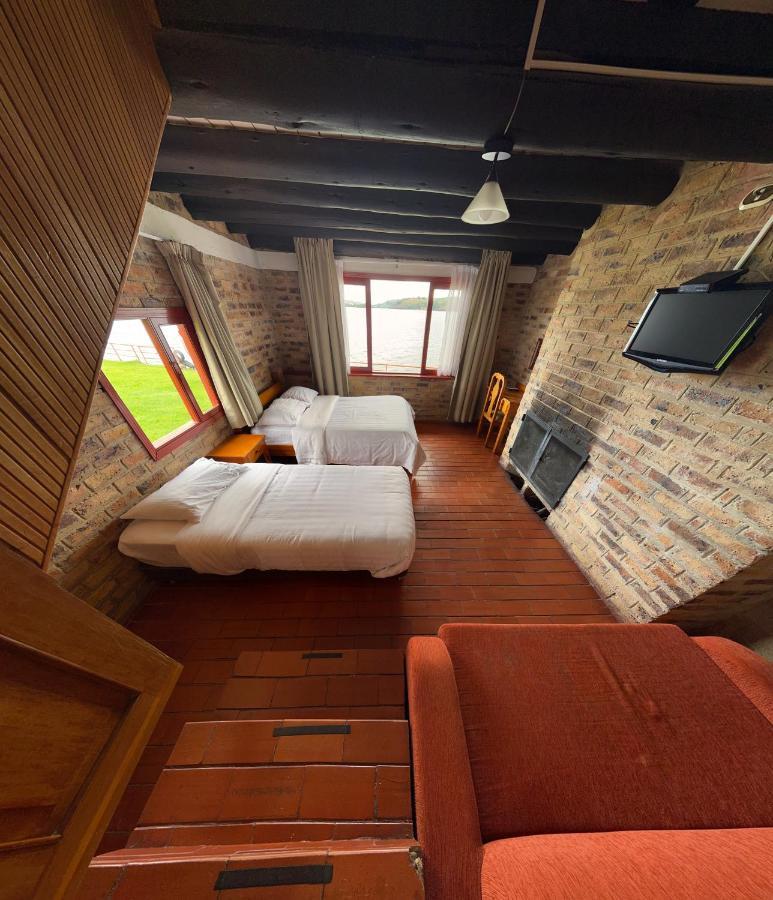 Hotel Refugio Santa Ines Aquitania Exterior photo